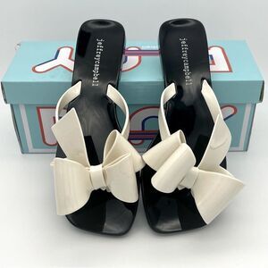 Jeffrey Campbell Size 6 Sugary Sandals black with cream bow NWT
